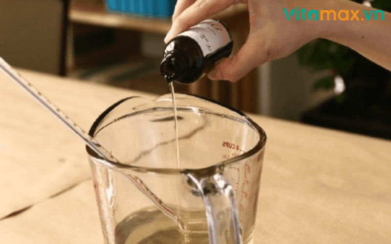 Dưỡng Da Bằng Tinh Dầu Thông Đỏ Có Hiệu Quả Không?